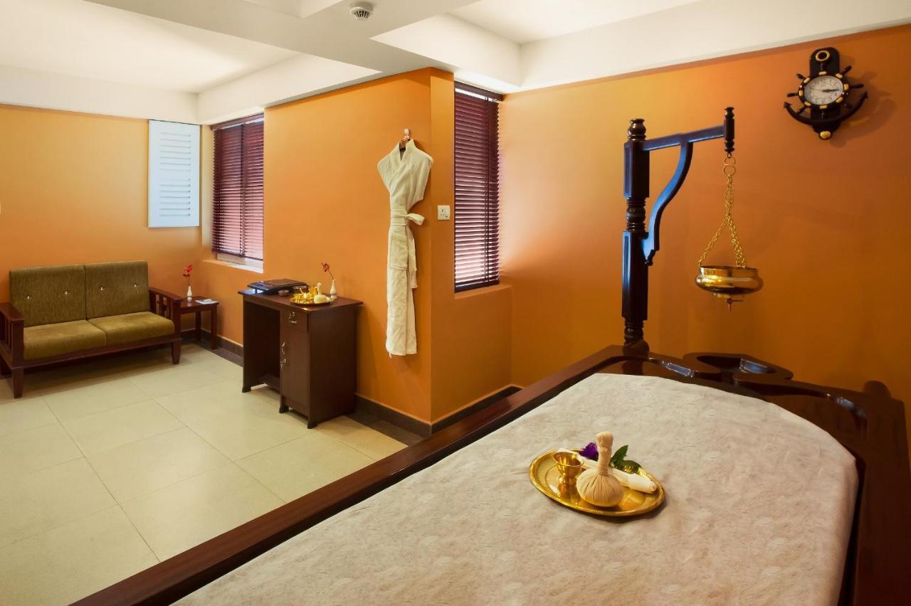 สเตอร์ลิง เทกกาดี Hotel เทกคาดี ภายนอก รูปภาพ